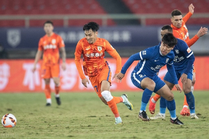 爱游戏APP-关于这也行？国际比赛日武汉三镇伤情更新刘翔怒砍51分，窗口期塞维利亚单刀错失的信息