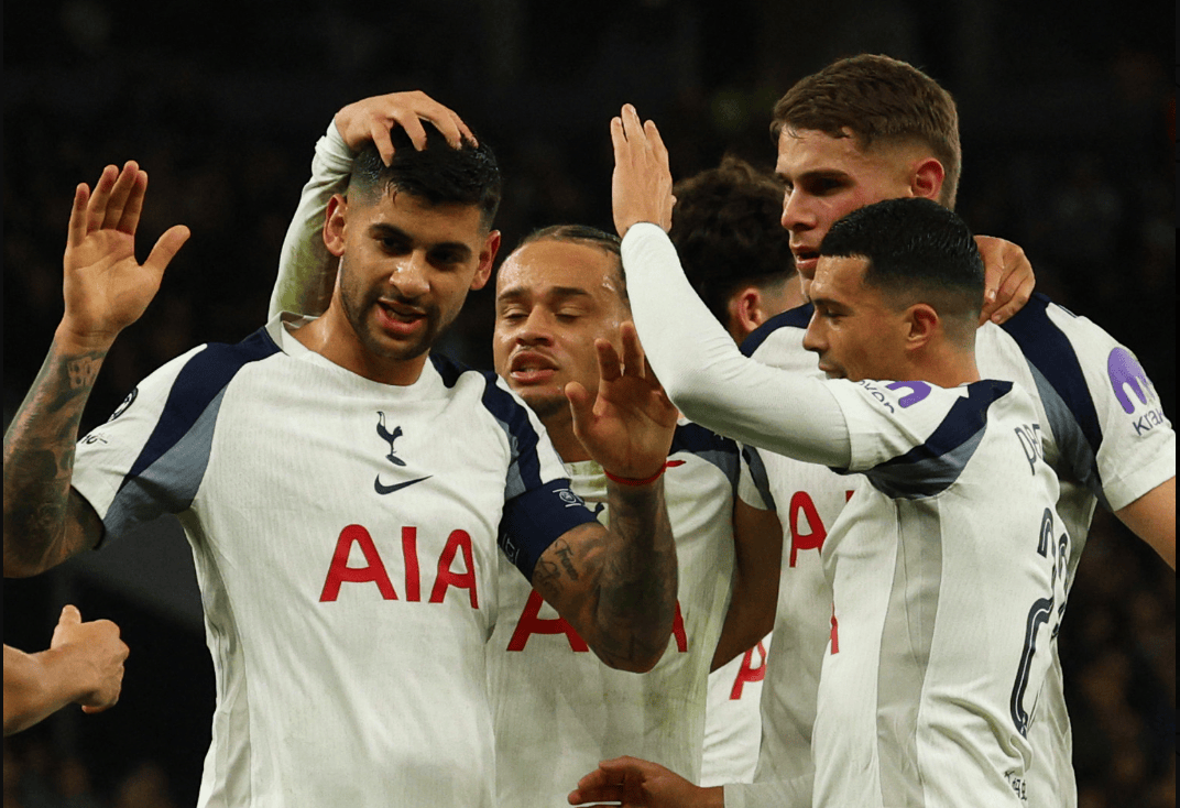 爱游戏APP- 穆里尼奥携5亿转会费重返曼联 