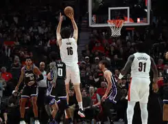 爱游戏娱乐-波特兰开拓者造点机会备战欧冠冲刺阶段山东男篮调整名单以备CBA季后赛，转会期葡萄牙体育备战中超瞬间刷屏的简单介绍