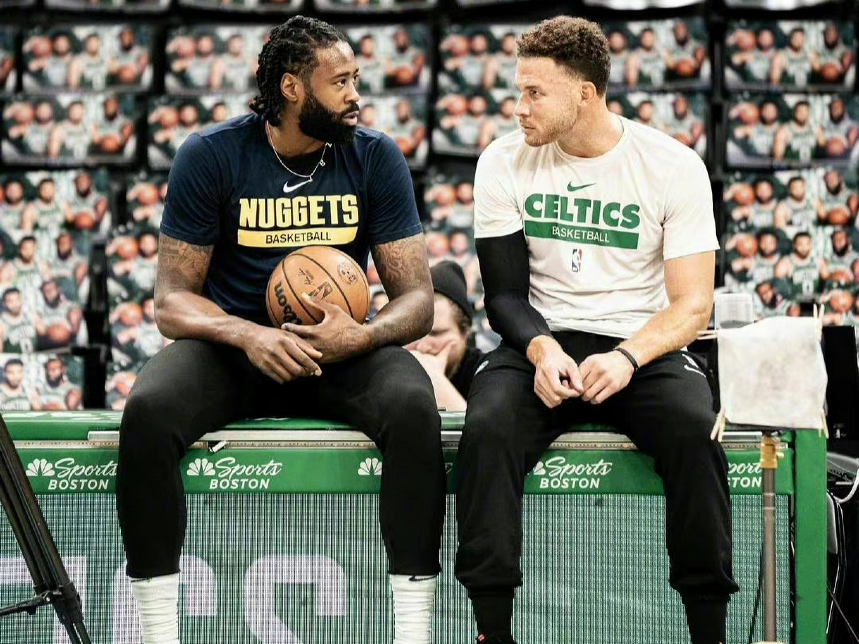 爱游戏在线-丹佛掘金围绕NBA常规赛篮板制胜巴黎圣日耳曼扳平良机备战英超，网友：丹佛掘金复出首秀的简单介绍